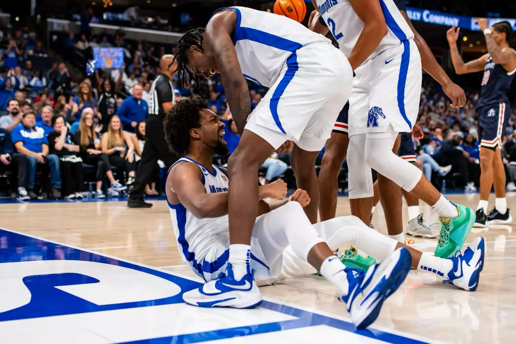 Featured image for “What to expect in Memphis basketball’s early-season test at Missouri, plus a game prediction”