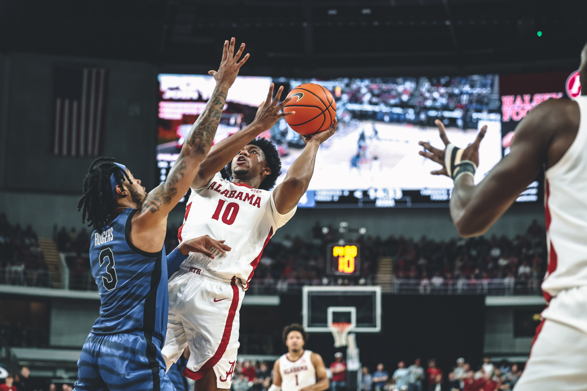 Featured image for “RECAP: No. 2 Alabama stifles Memphis in Rocket City Classic”