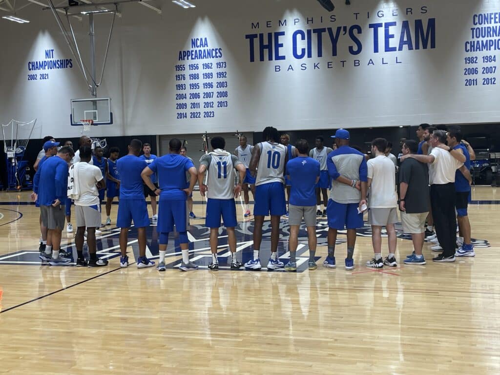 Memphis Tigers hold open basketball practice at University of Memphis